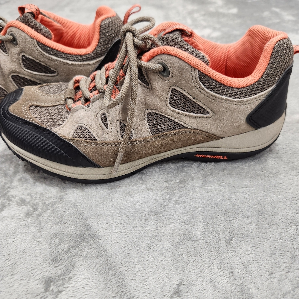 Merrell Women's Sz 8.5 M Lace-Up Trail Hiking Shoes Sneakers J254516C Brown